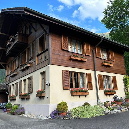 Lake Park Apartment Интерлакен Экстерьер фото